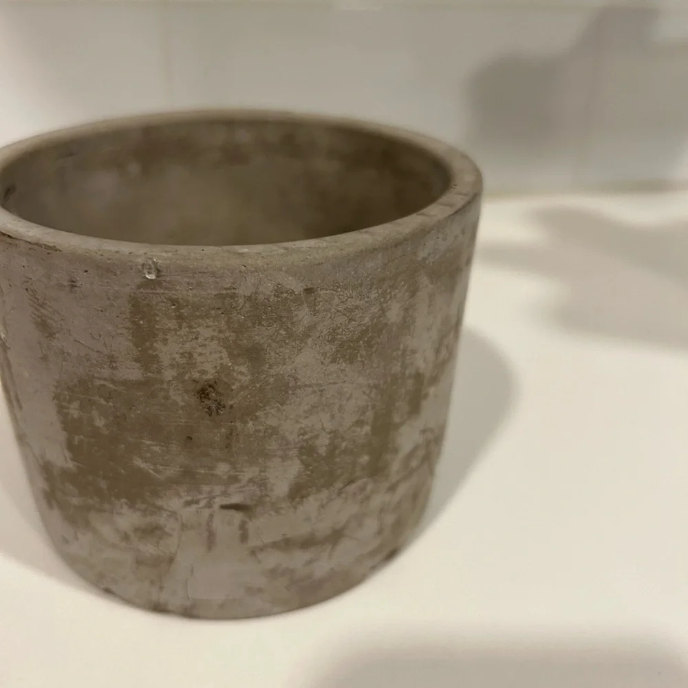 Cement looking small plant potter